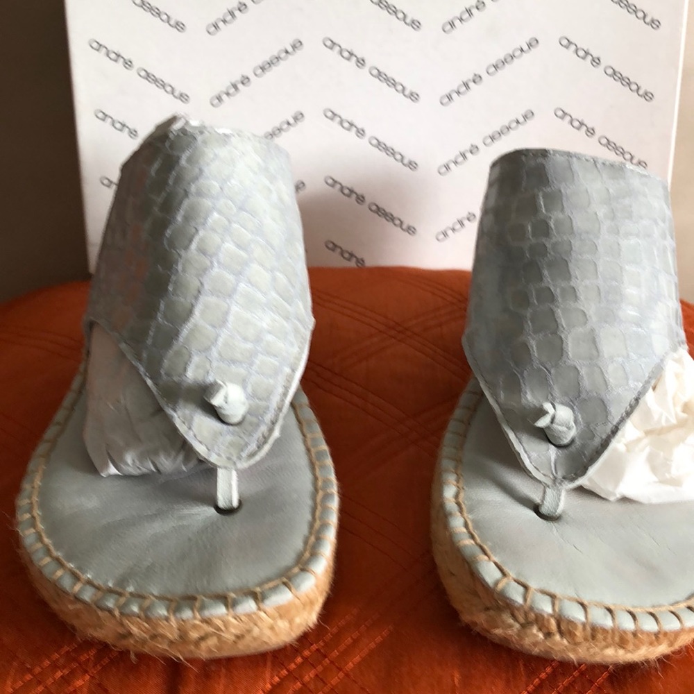 Andre Assous sandals